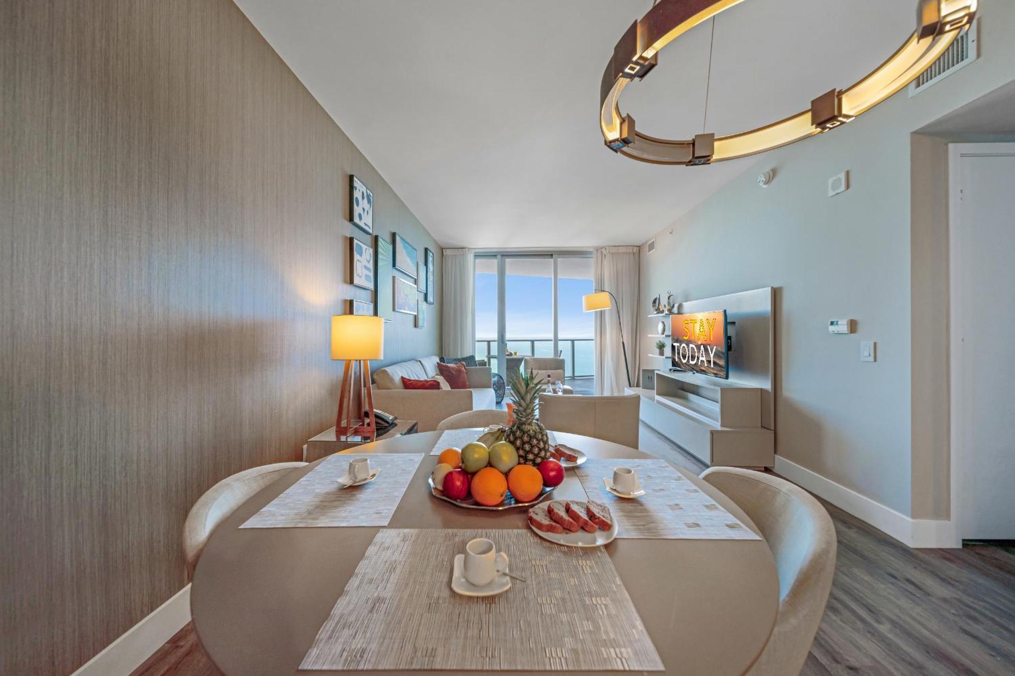 Splendid Resort - Oceanview 1Bdr & 1Ba Apt Right On The Beach, Heated Pool, Gym ハリウッド エクステリア 写真